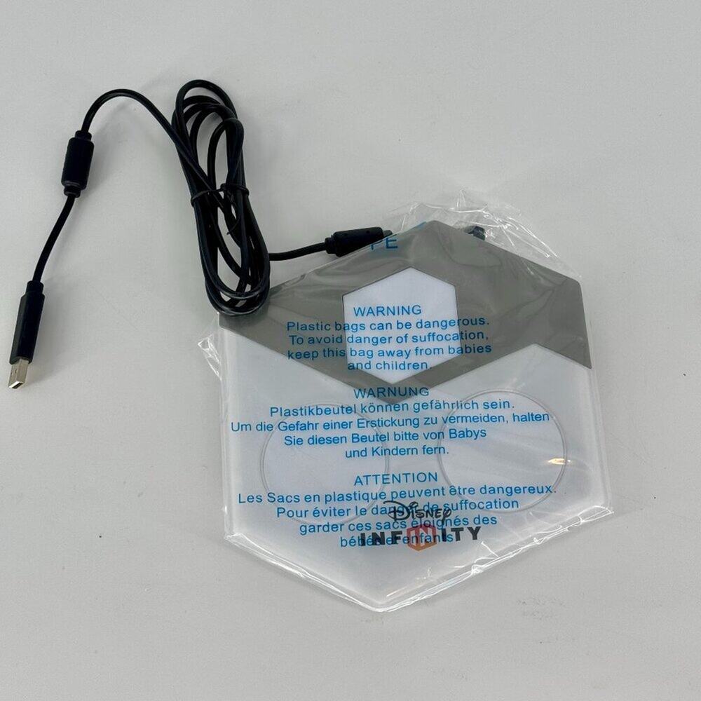Disney Infinity Game Base Portal‎ White and Silver with USB Cable New In Package